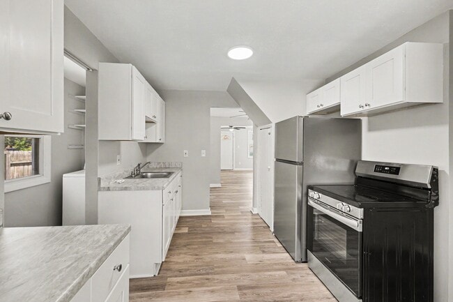 Photo - 412 Scott St