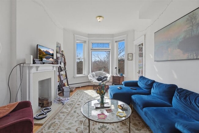 Photo - 3507 N Seminary Ave Unit 2F