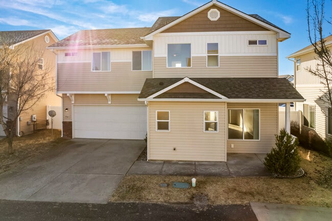 Building Photo - 7761-7784 Wyeth Ct Rental
