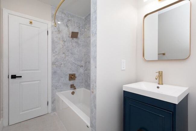 Photo - Rose Garden Apartments