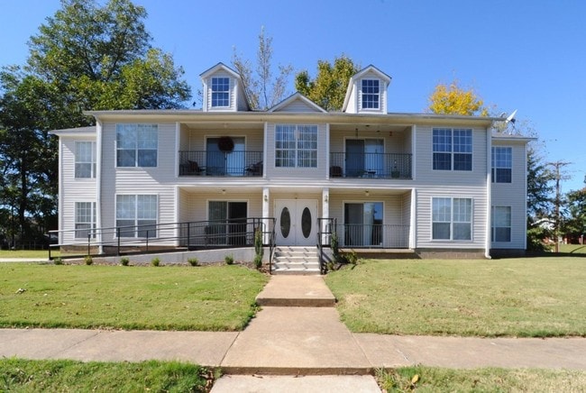 Williamsburg Apartments