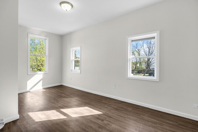 Photo - 478 Bath Ave Unidad 1A