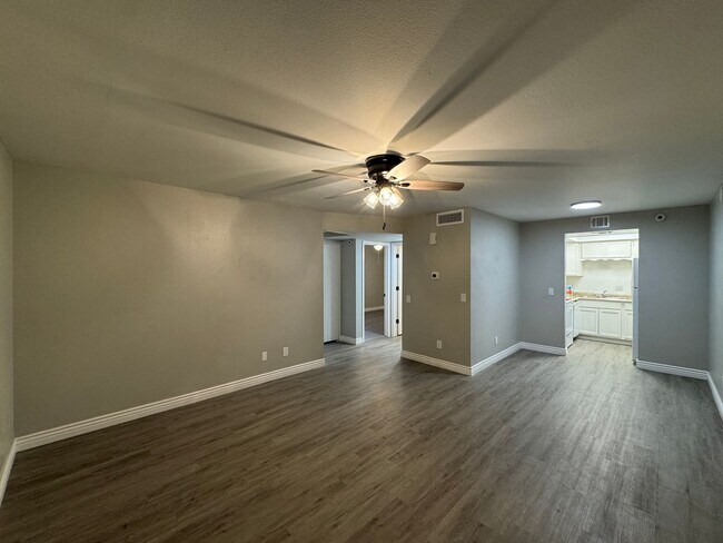Photo - 2 Bedroom in the El Tovar Condominiums Nea... Unit 103