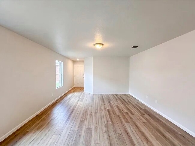 Photo - 8849 Sun Haven Way