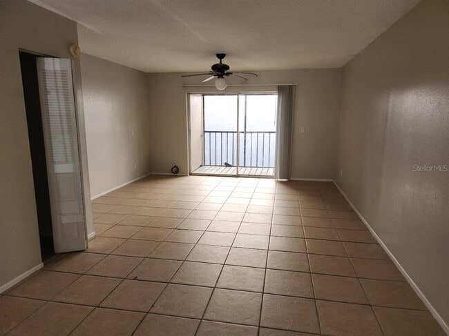 Photo - 5507 Pokeweed Ct Unit C