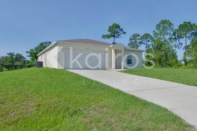 Photo - 4204 East 5th Street