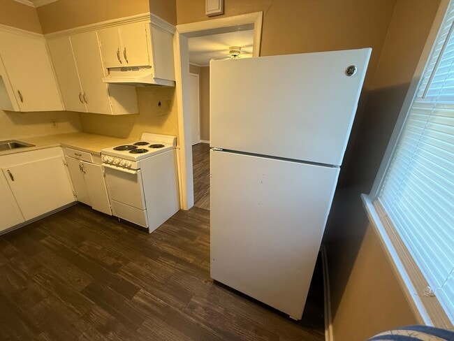 Photo - 1-bed/1-bath Duplex!