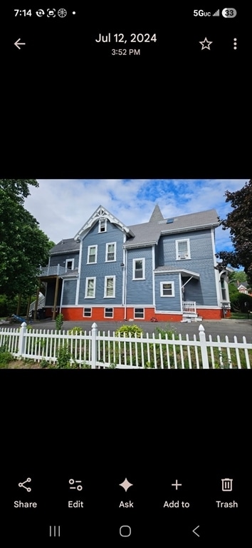 Building Photo - 60 Arlington St