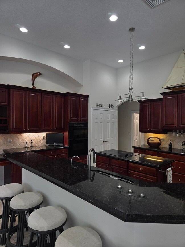 Photo - 18969 SE Kokomo Ln