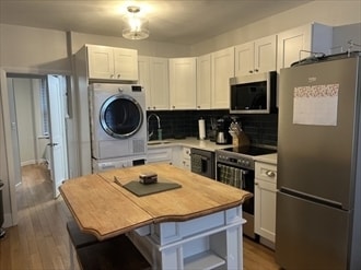 Building Photo - 40 Grove St Unit 3L