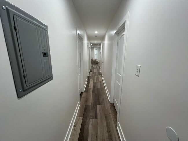 Photo - 3626 W Grenshaw St Unit 1