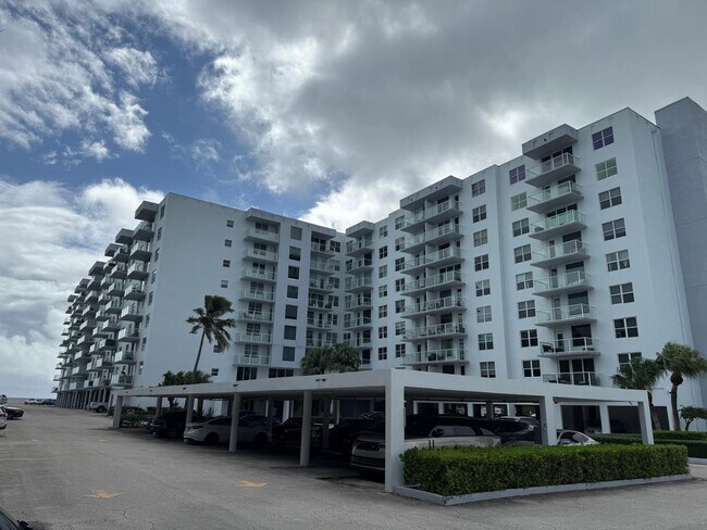 Building Photo - 3450 S Ocean Blvd Unit 5100