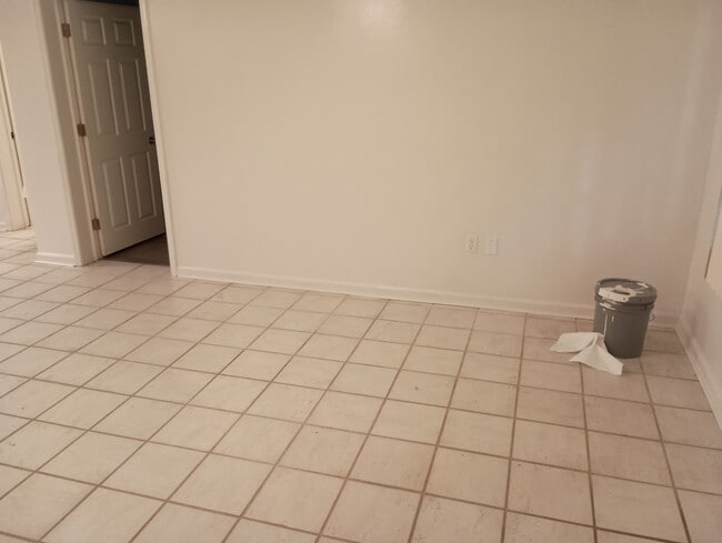 Photo - 9 SW 18th Ave