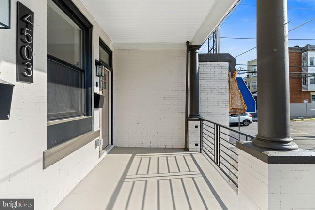 Building Photo - 4503 N 19th St Unit 2