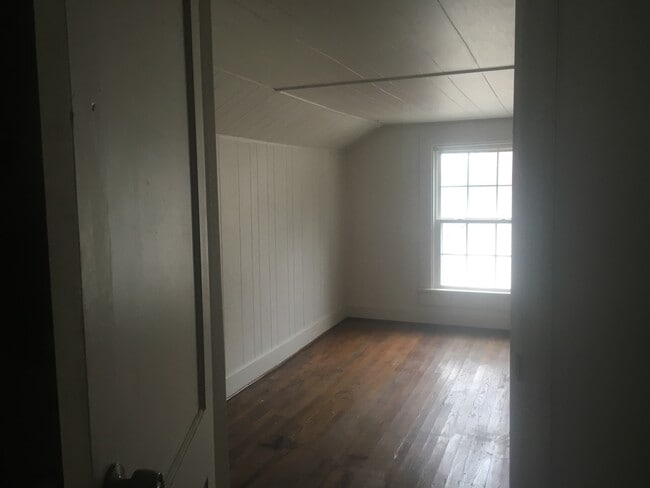 Photo - Kings Wood * Lawn Maintenance & Water Included*