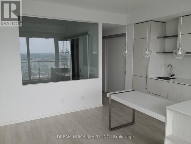 Photo - 197 Yonge St Unité 5304