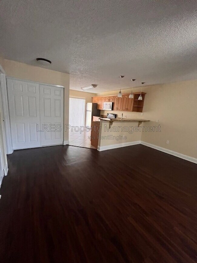 Photo - 3651 N Goldenrod Rd Unit Apartment F109