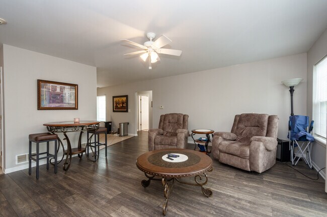 Photo - 532 Lake St Unidad C