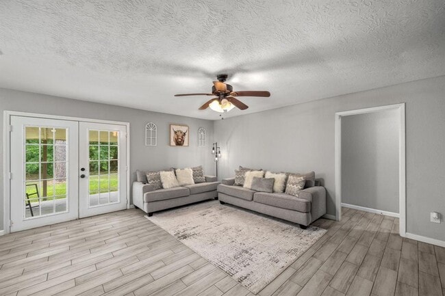 Photo - 12422 White Plains Dr