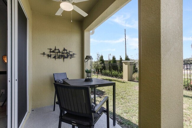 9818 Red Eagle Dr