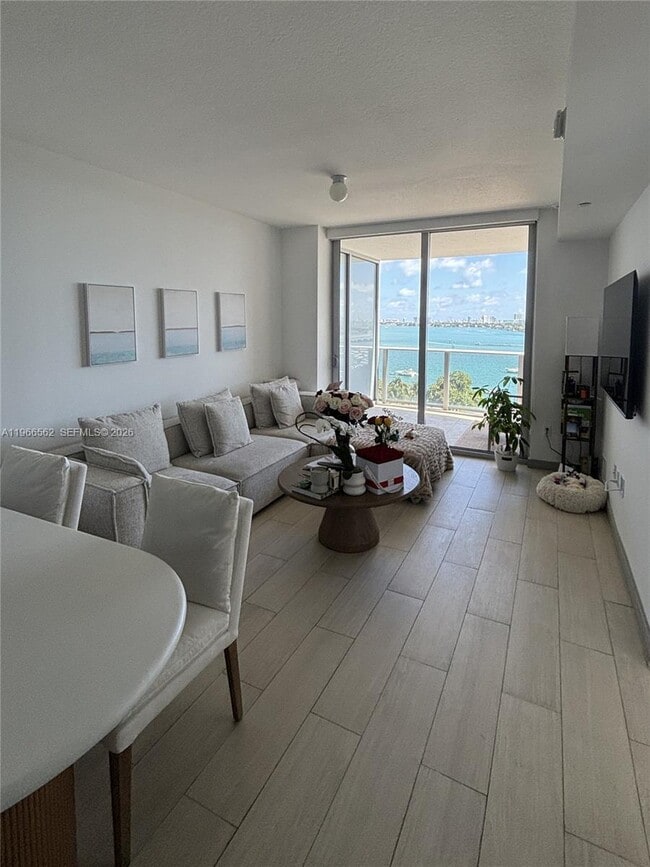 Photo - 488 NE 18th St Unit 802