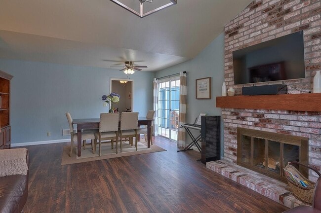 Photo - 245 Massolo Ct