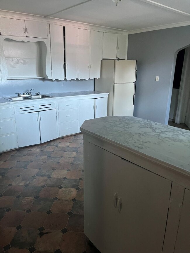 Photo - 610 Turtle St Unit Apt. 1