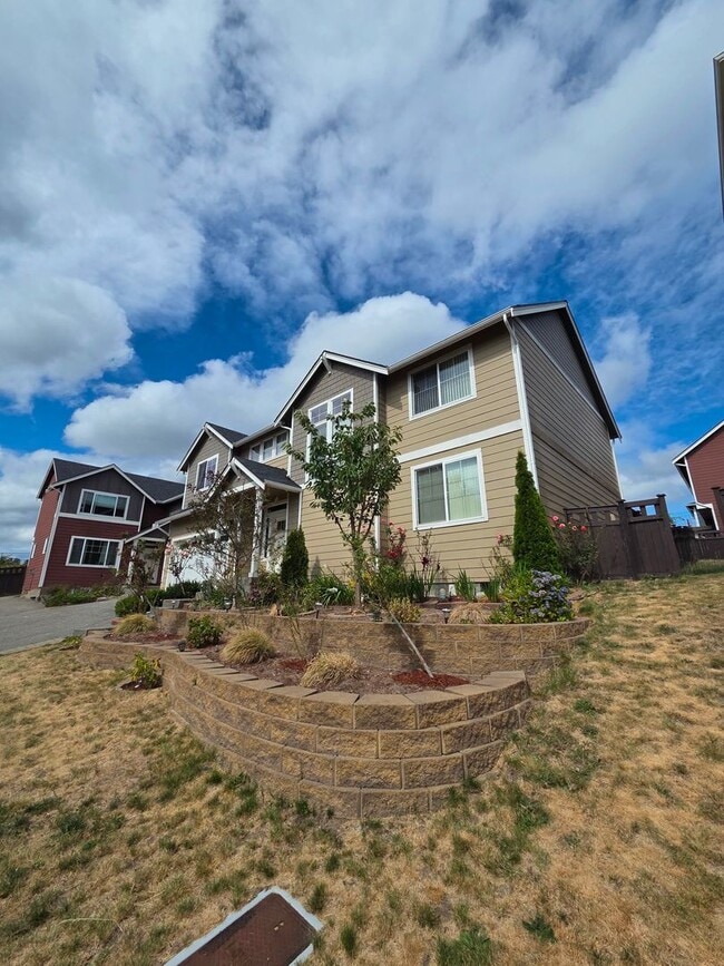 Photo - 2524 Jacaranda Ave