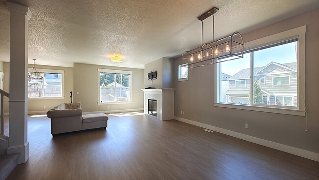 Photo - 17542 SW Sunview Ln