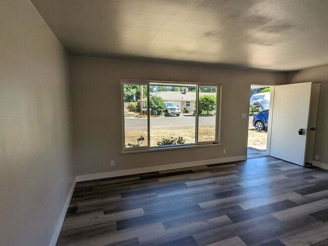 Photo - 2-bedroom 1-bathroom duplex in Eugene