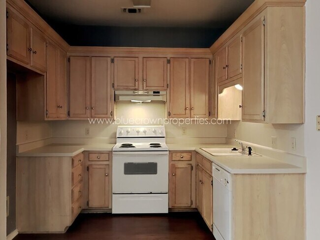 Photo - 10317 Lone Pine Ln