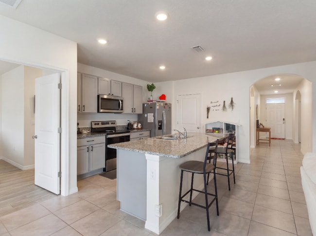 Photo - 49 Hickory Course Ln