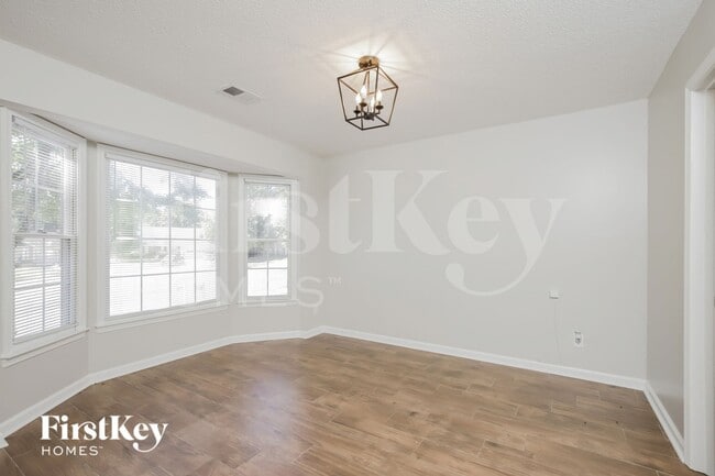 Photo - 6805 Renwick Ct