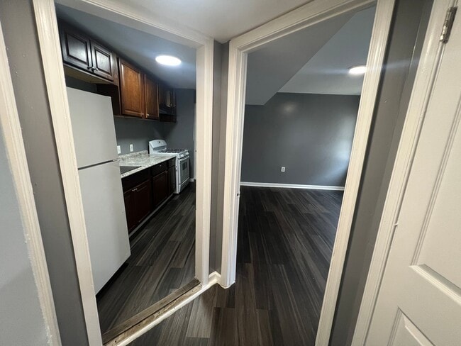 Photo - 2853 28th St SE Unidad 4