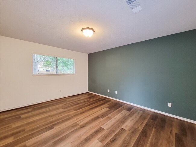 Photo - 3735 Hickory Knob Dr