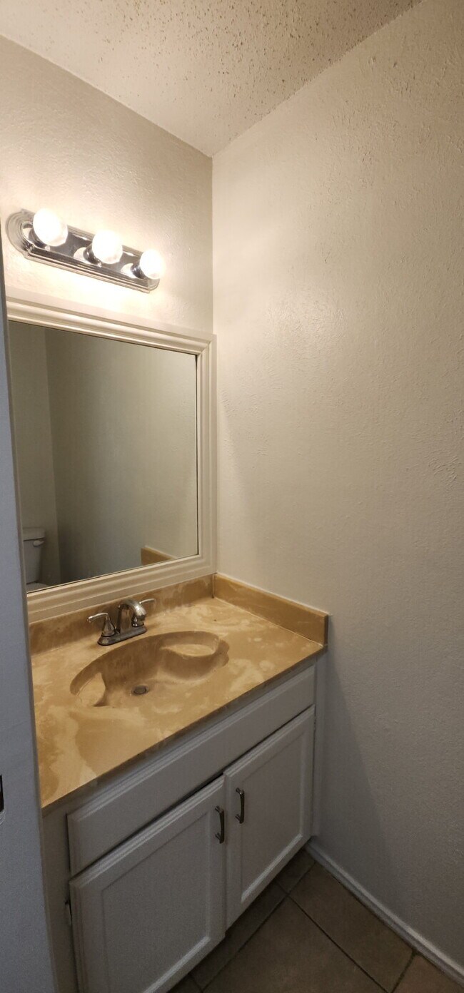 Photo - Now Leasing Charming 2 bedroom Townhome with garage & fenced backyard. – 9110 White Settlement R...