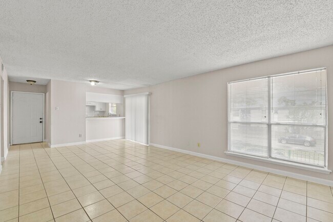 Photo - 1950 Spenwick Dr Unit 408