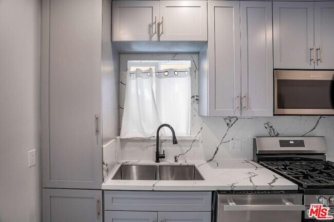 Photo - 1844 18th St Unit E