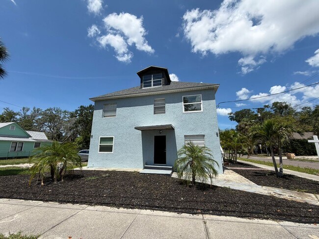 Apartment in Historical Tarpon Springs - Apartment in Historical Tarpon Springs