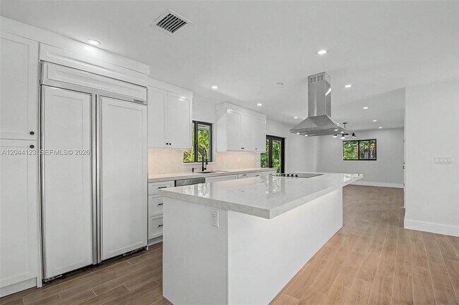 Photo - 17050 SW 83rd Ave