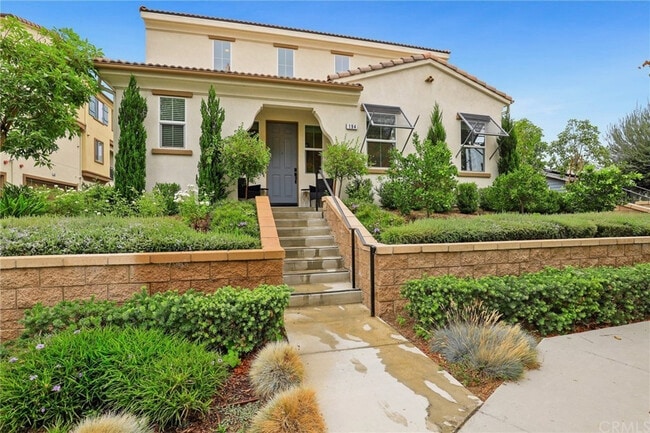 Building Photo - 194 Olive Ave