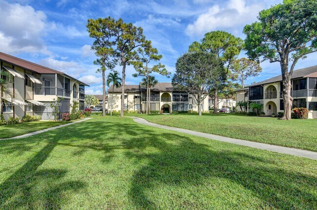 Photo - 3490 La Jardin Ct Unit B-2