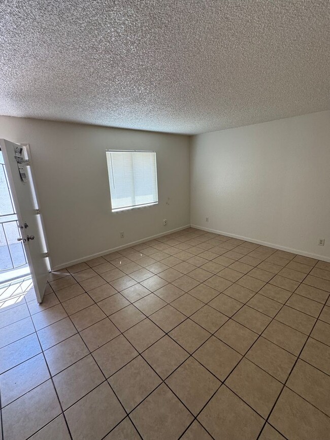 Photo - 4321 Palmacia Dr Unit C