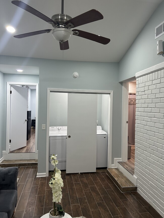 Photo - 8323 Tudor Dr