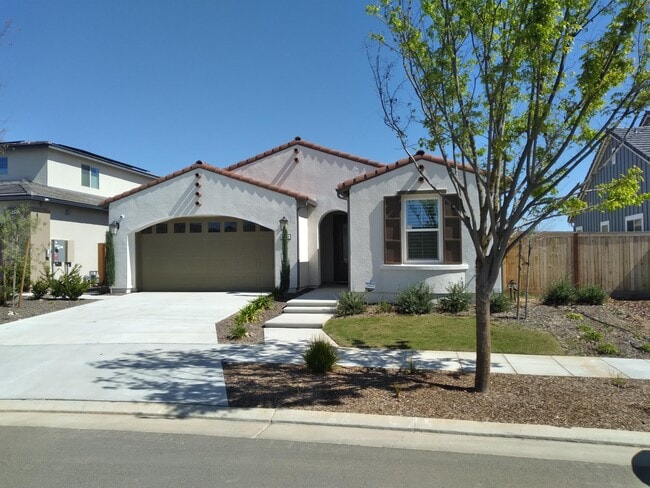 Photo - 4751 Overstone Ave