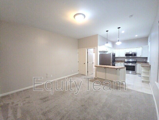 Photo - 568 Delta Ave Unidad 01