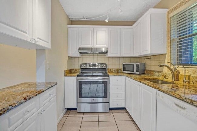 Photo - 3134 SW 20th Terrace