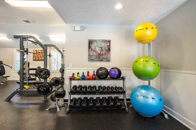 Photo - Spyglass Apartments