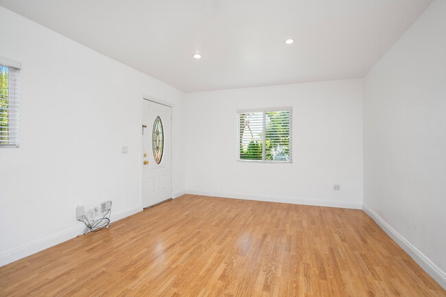 Photo - 1836 Euclid St Unidad #A