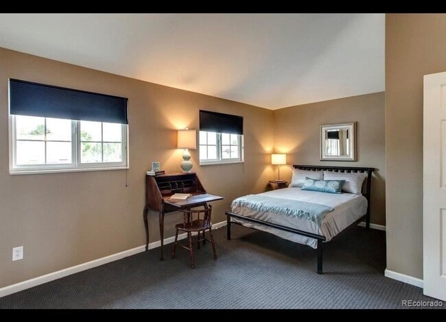 Photo - 5560 S Lansing Way